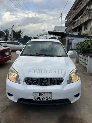 Toyota Matrix 2006 White