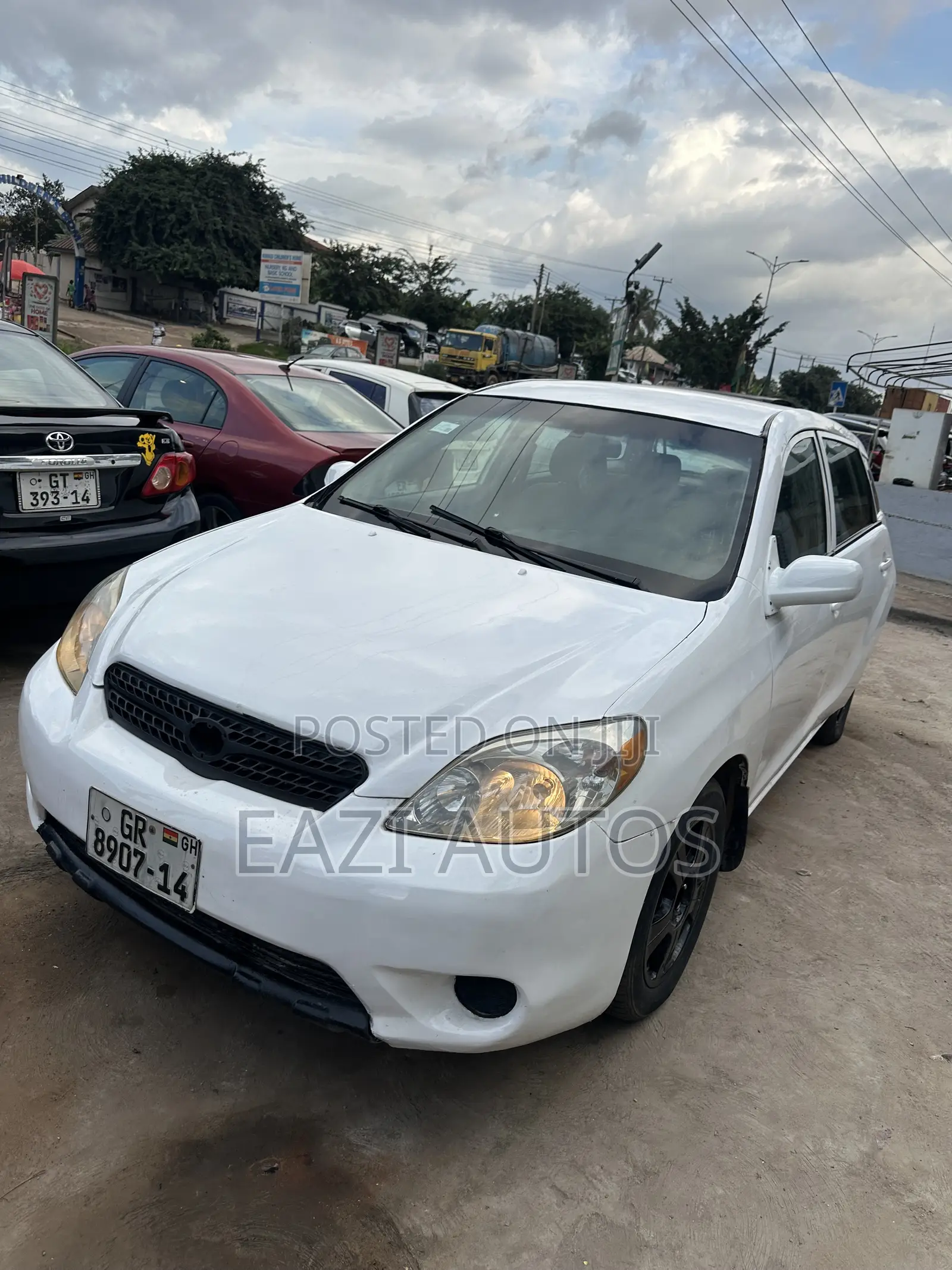 Toyota Matrix 2006 White