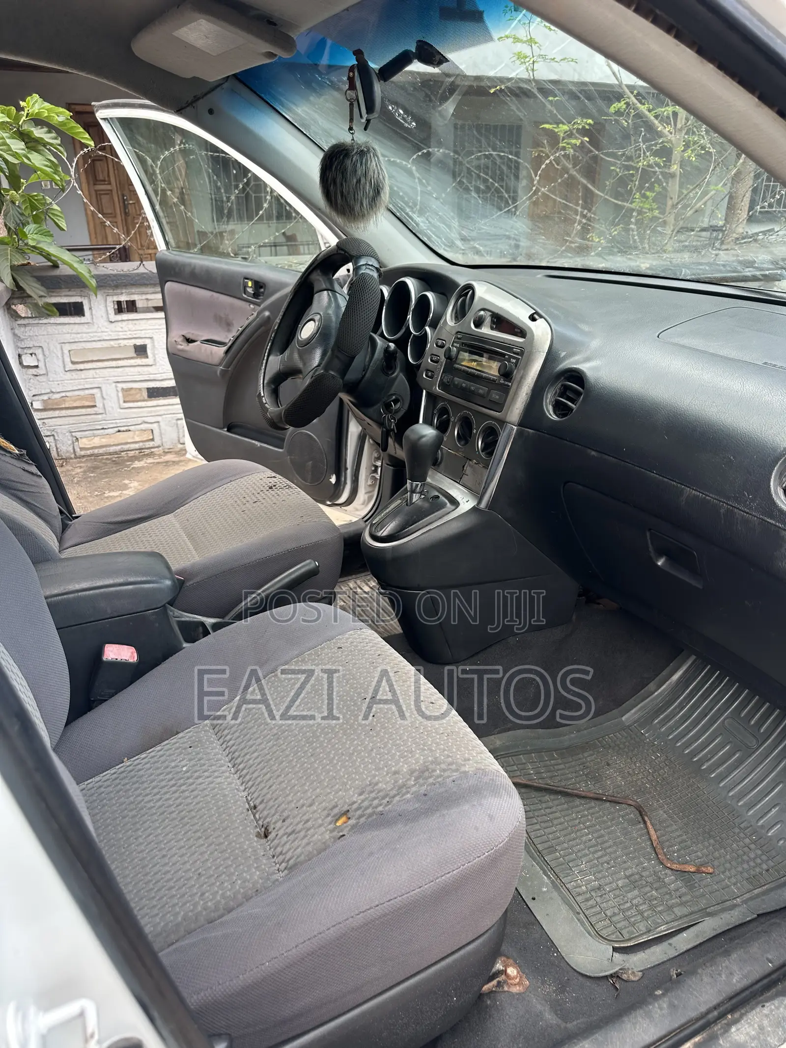 Toyota Matrix 2006 White
