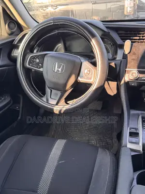 Honda Civic EX 4dr Hatchback (1.5L 4cyl) 2017 Silver