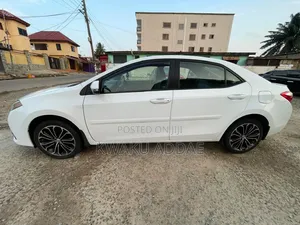 Toyota Corolla S Plus 4dr Sedan (1.8L 4cyl CVT) 2016 White