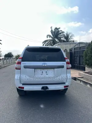 Toyota Land Cruiser Prado 2.7 2017 White
