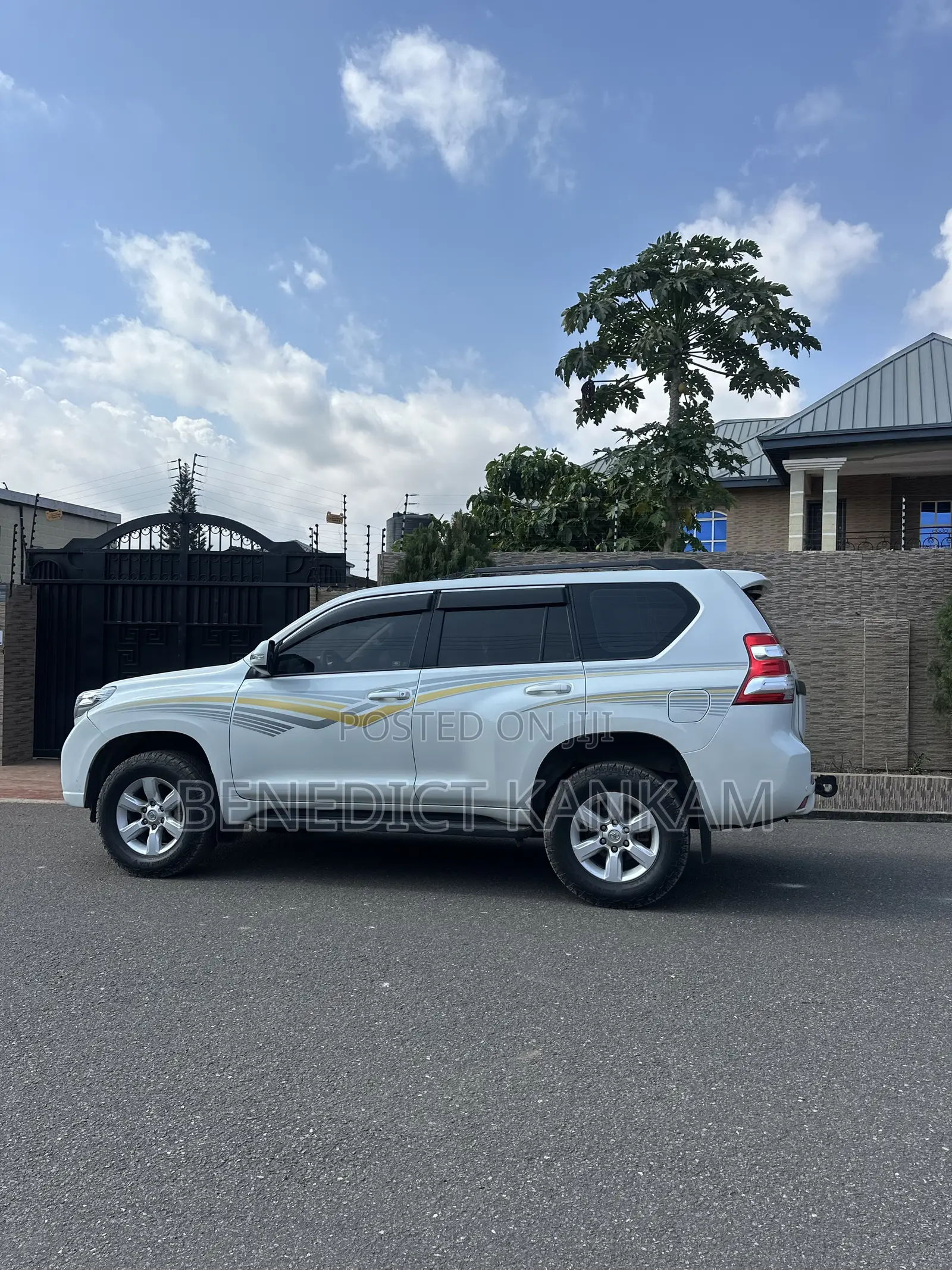 Toyota Land Cruiser Prado 2.7 2017 White