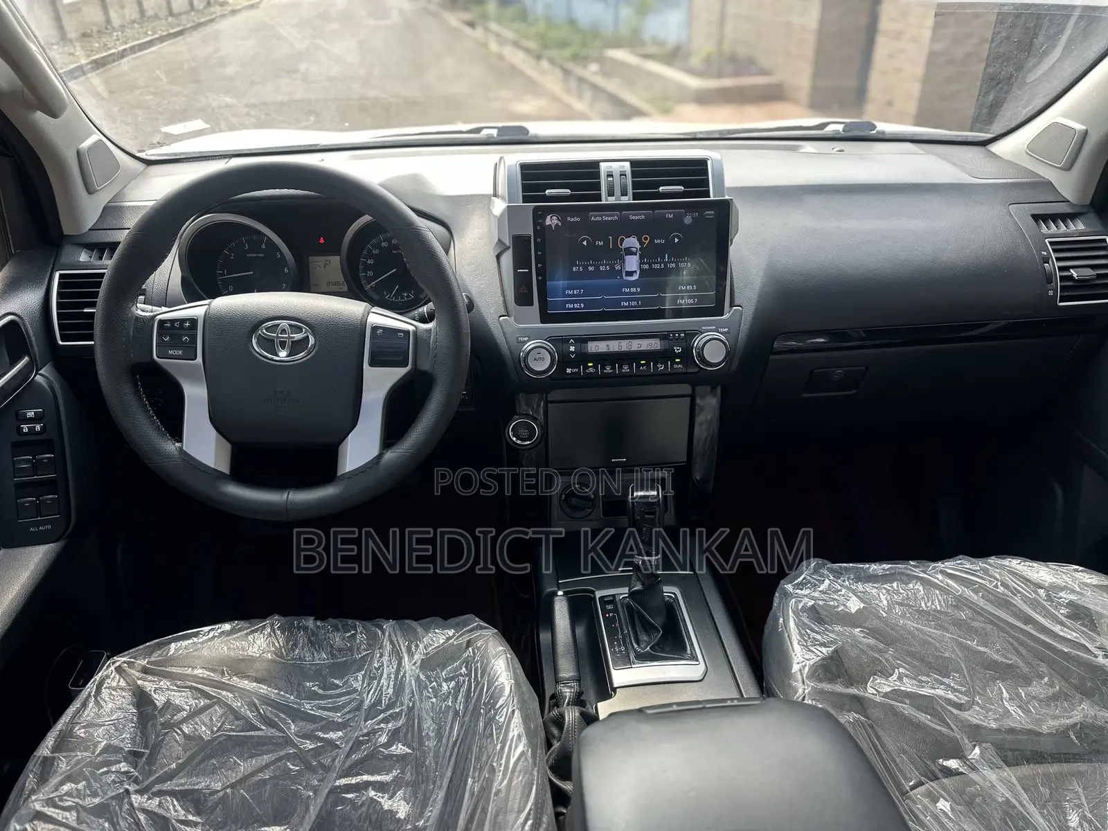 Toyota Land Cruiser Prado 2.7 2017 White