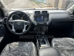 Toyota Land Cruiser Prado 2.7 2017 White