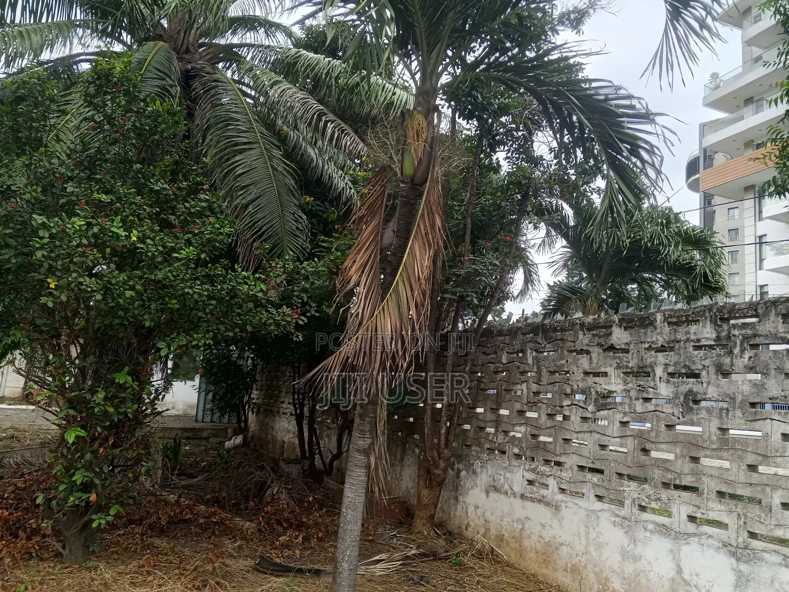 1bdrm Block of Flats in ...., Airport Residential Area for sale