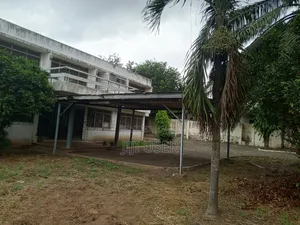 1bdrm Block of Flats in ...., Airport Residential Area for sale