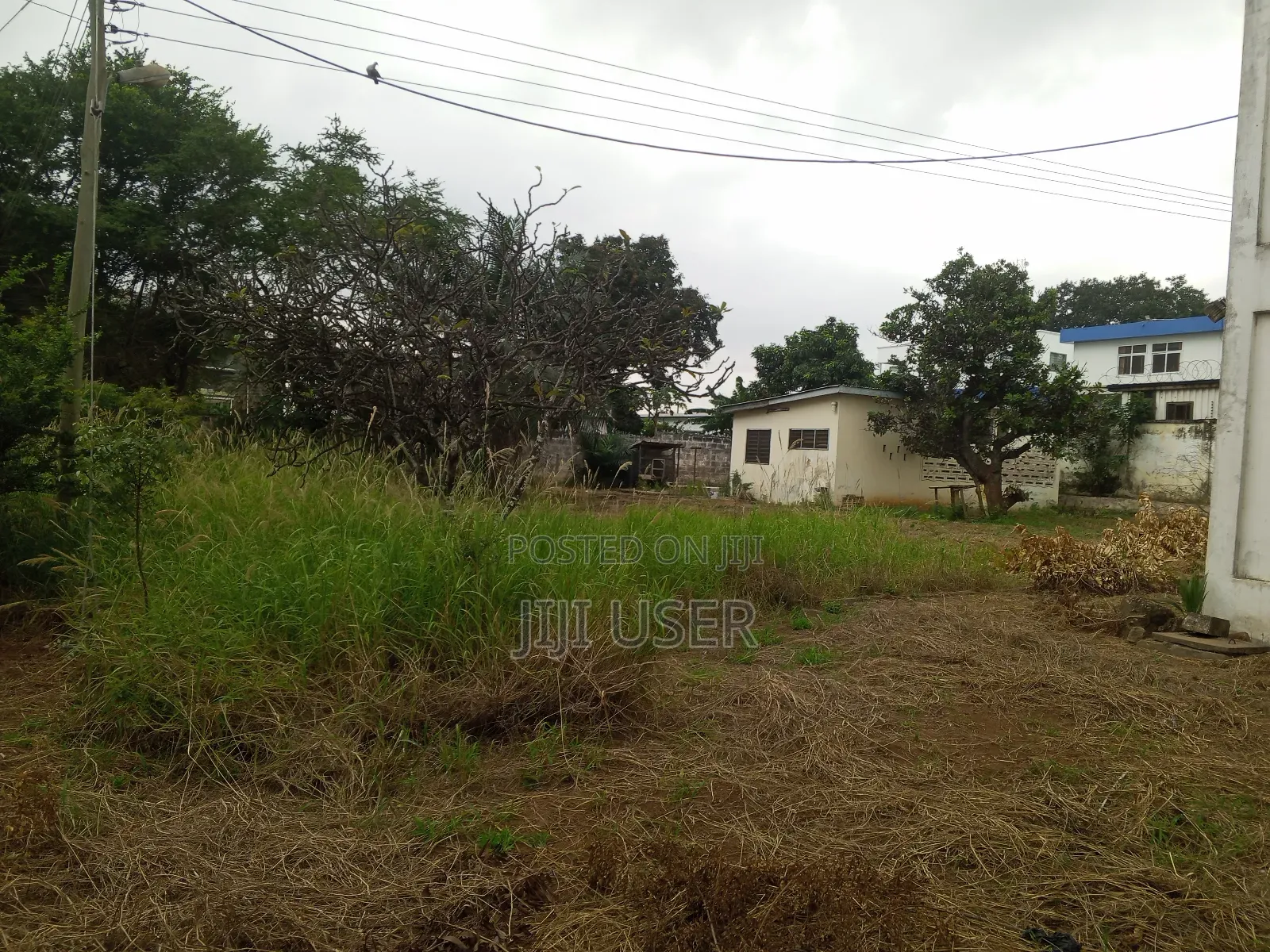 1bdrm Block of Flats in ...., Airport Residential Area for sale