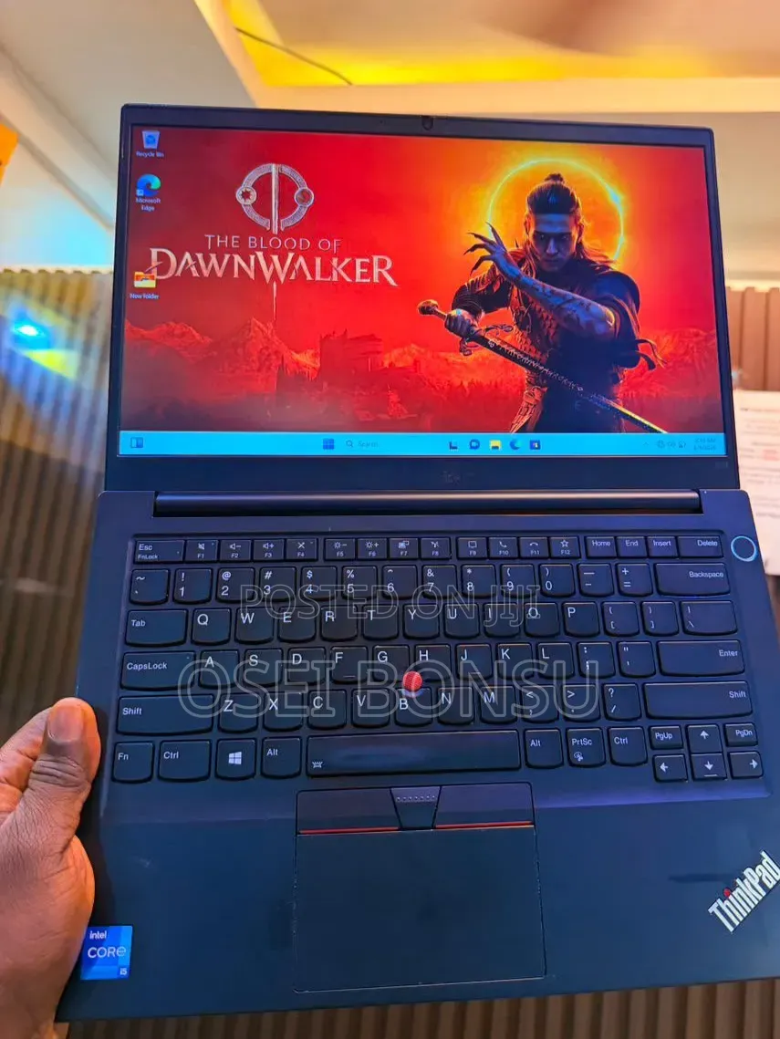 New Laptop Lenovo 16GB Intel Core i5 SSD 256GB