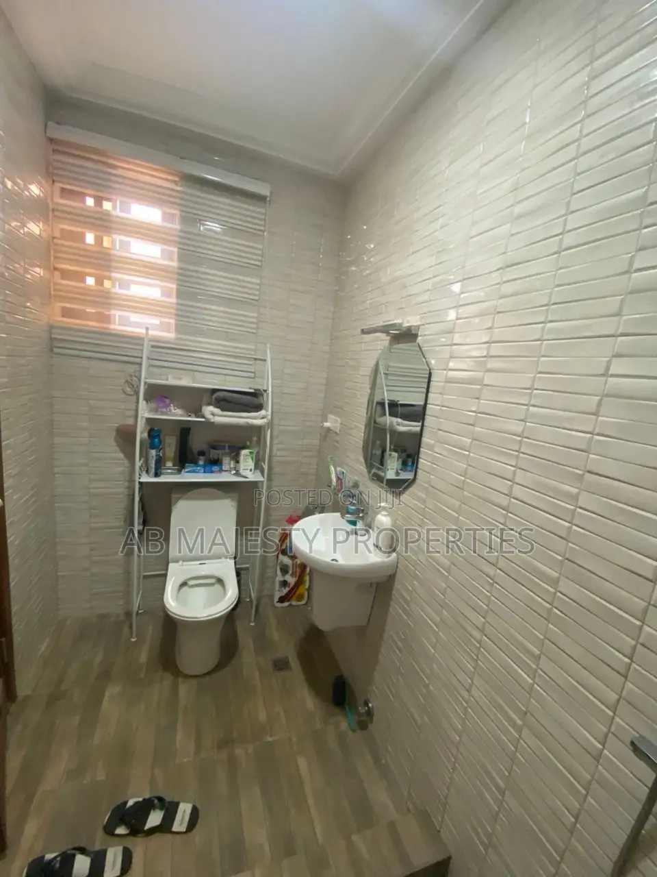2bdrm Apartment in Ab Majesty, School Junction for rent
