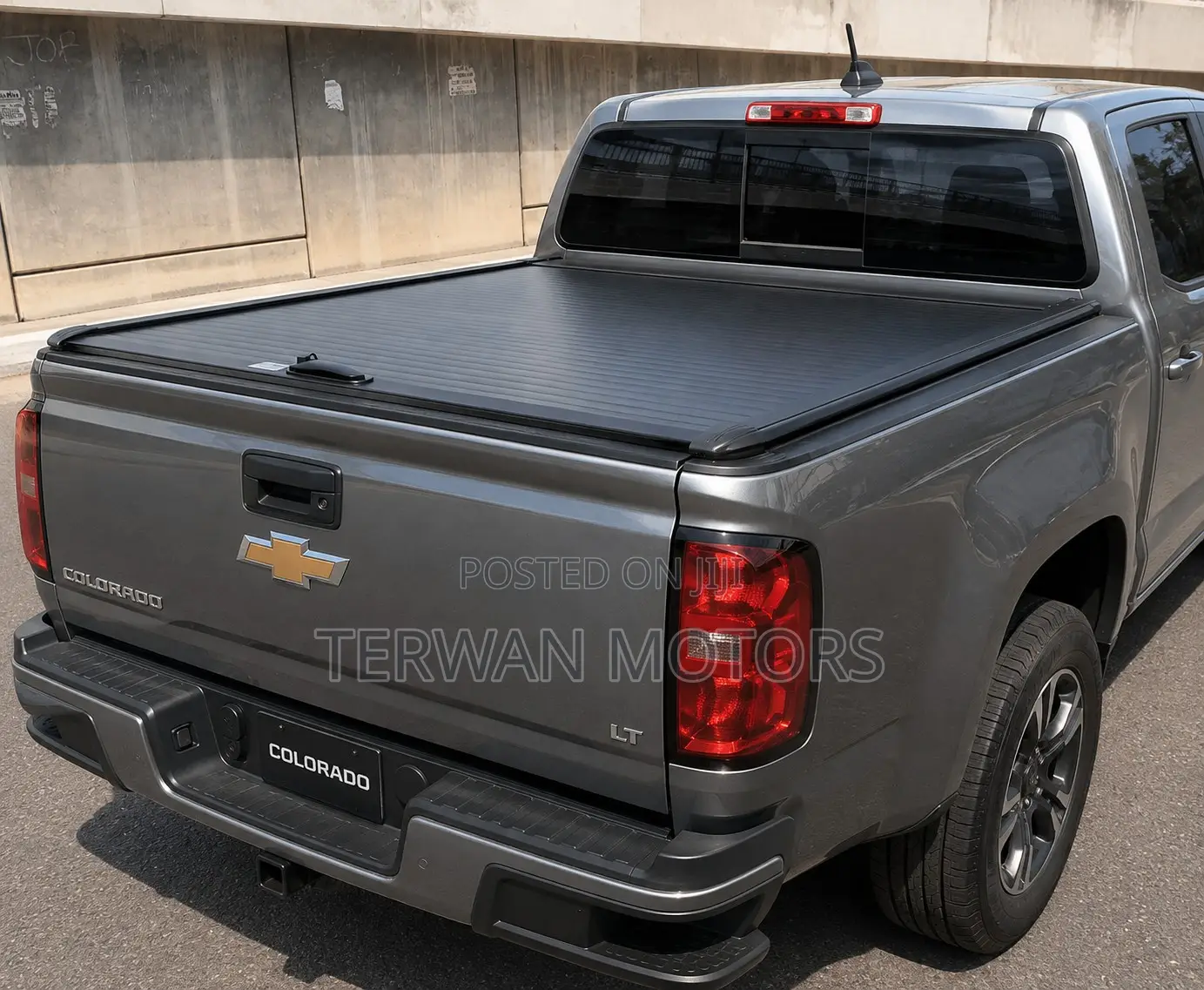 Retractable Pickup Truck Bed Cover for Chevrolet Colorado / Silverado