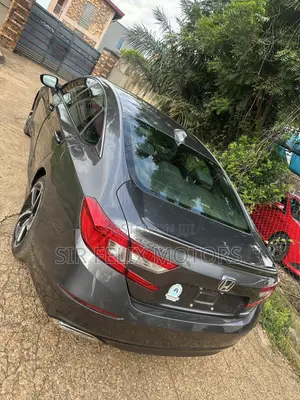 Honda Accord Sport 2018 Gray