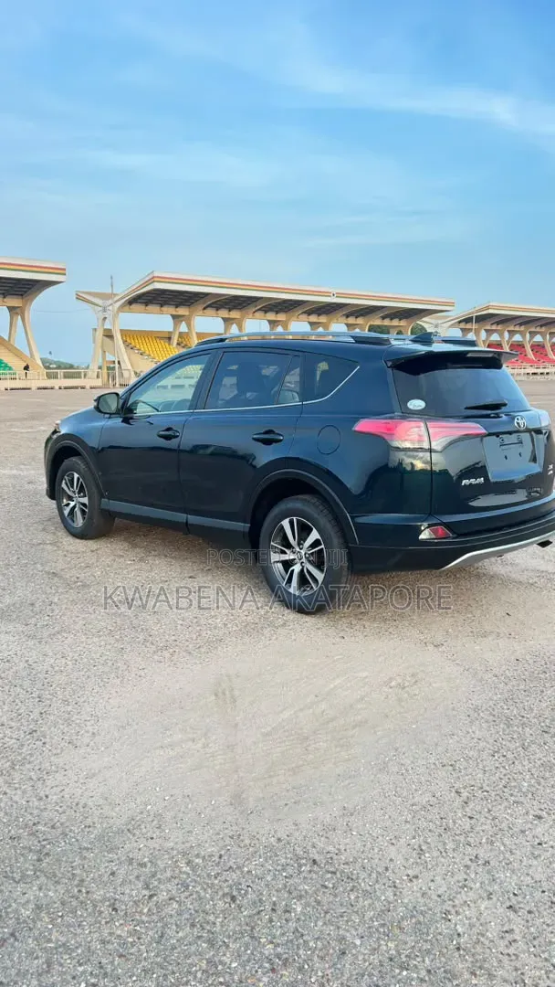 Toyota RAV4 2018 Black