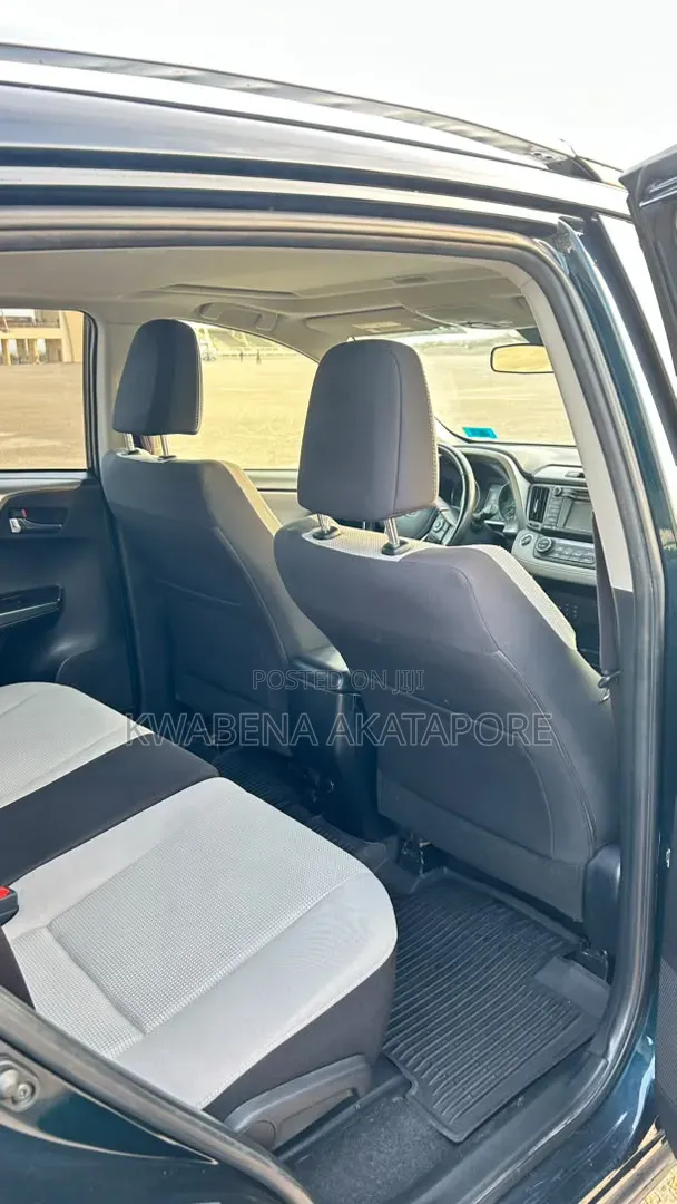 Toyota RAV4 2018 Black