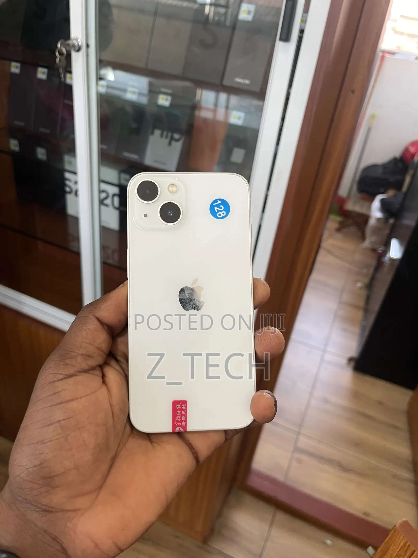 New Apple iPhone 13 128 GB White