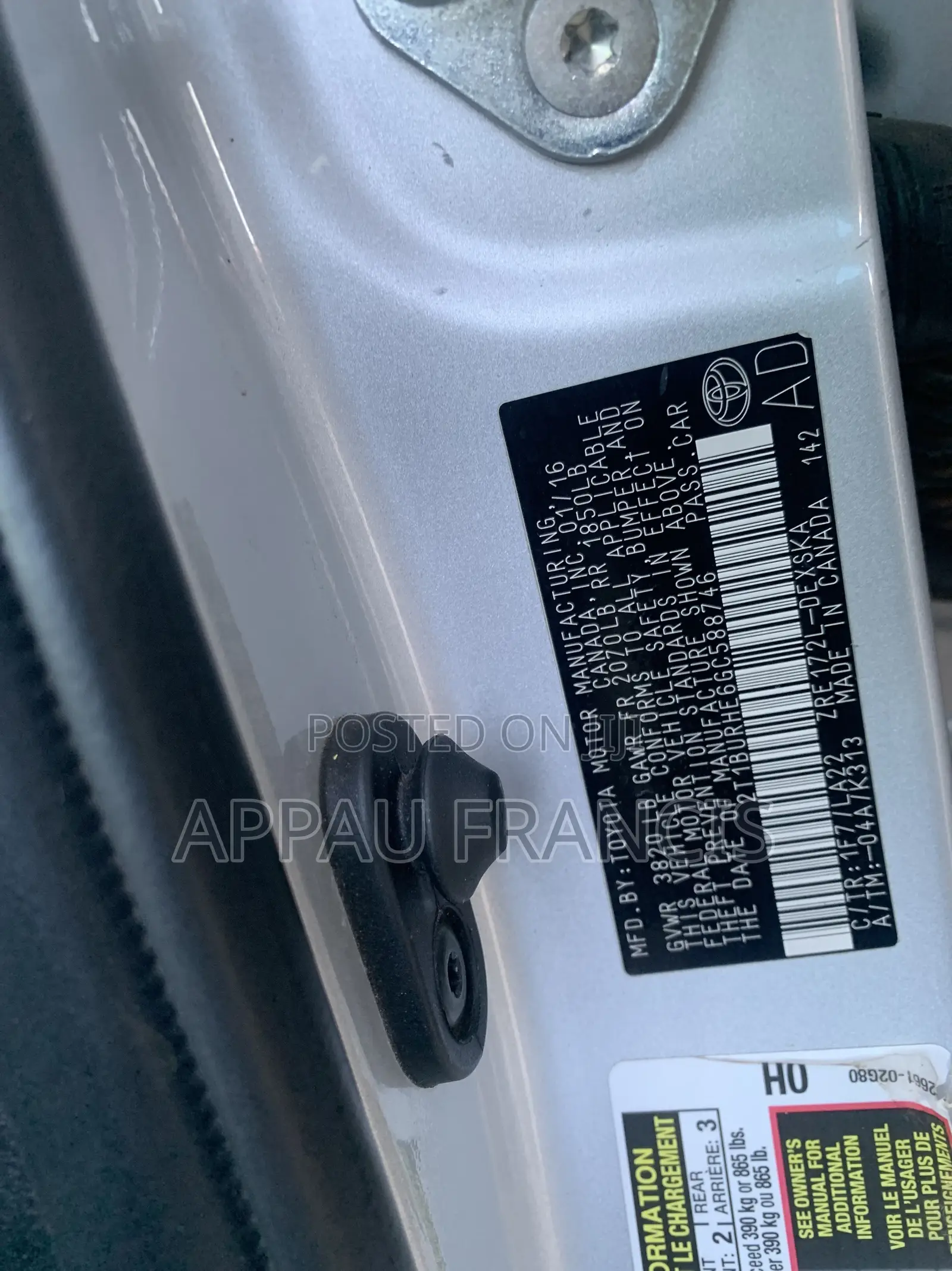 Toyota Corolla S 4dr Sedan (1.8L 4cyl CVT) 2016 Silver