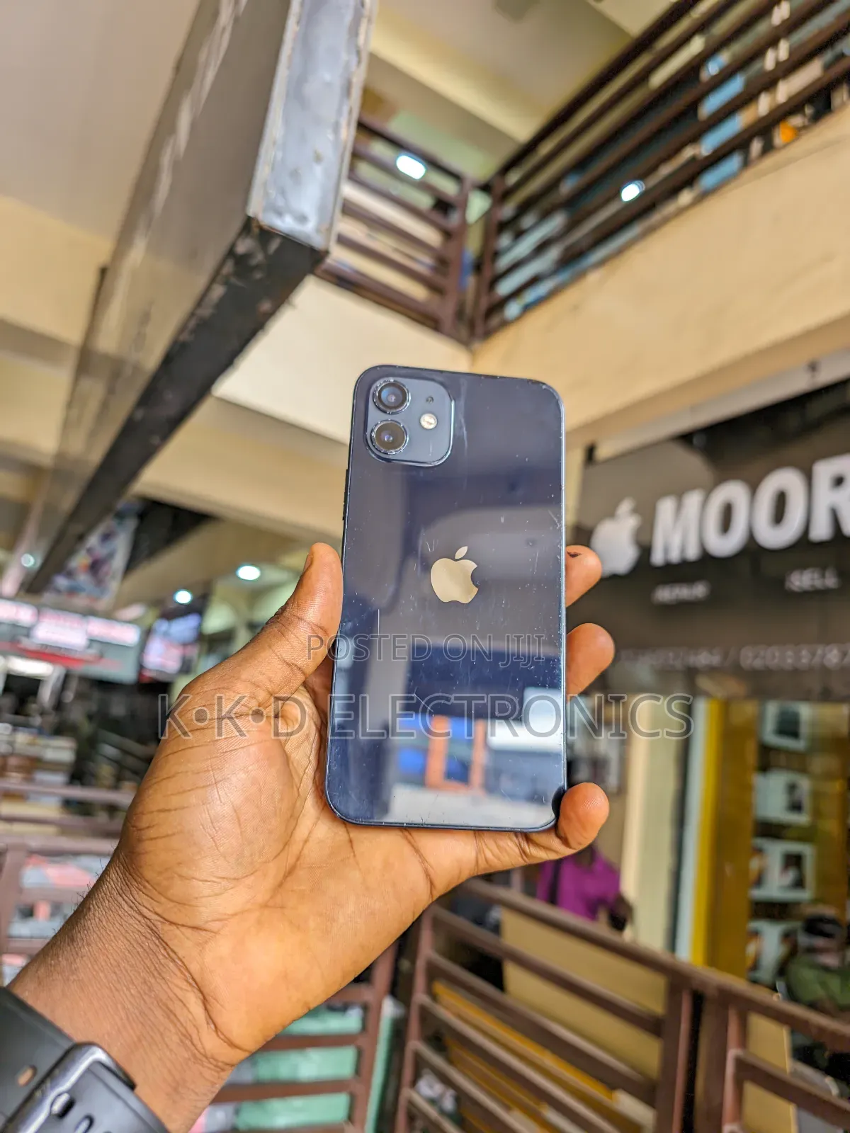 Apple iPhone 12 64 GB Black