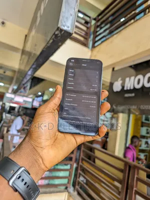 Apple iPhone 12 64 GB Black