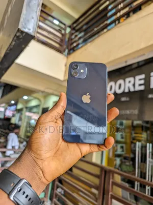 Apple iPhone 12 64 GB Black
