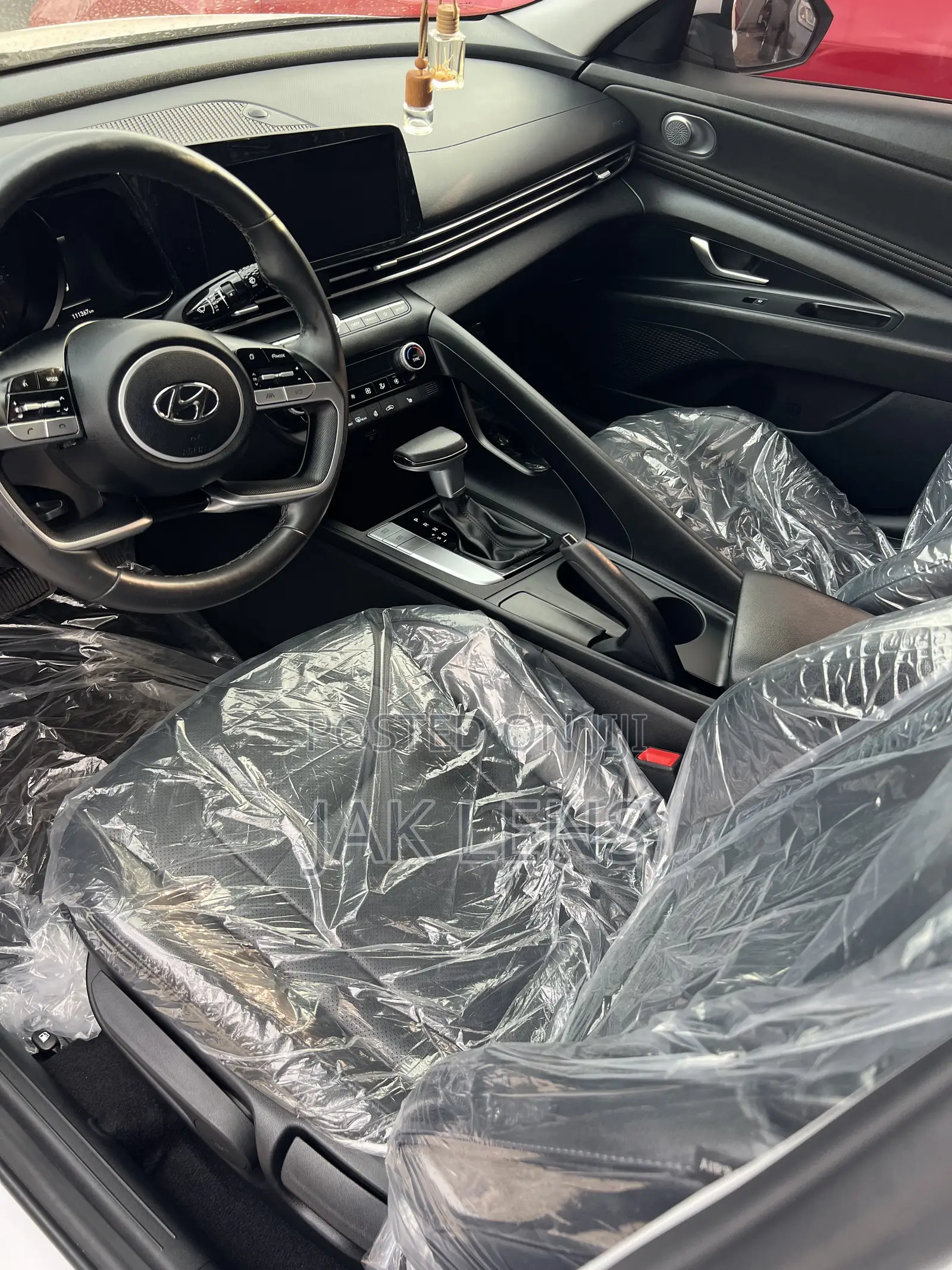 Hyundai Elantra SE 2021 White