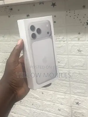New Apple iPhone 17 Pro Max 2 TB Silver