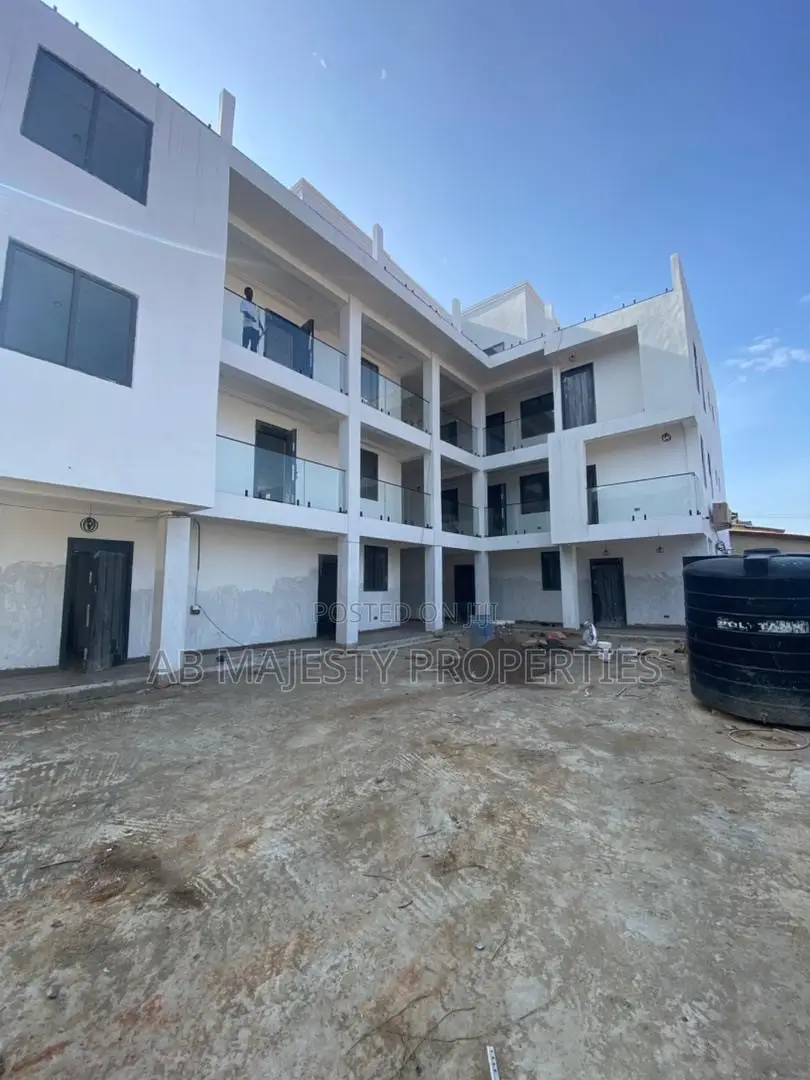 1bdrm Apartment in Ab Majesty, School Junction for rent