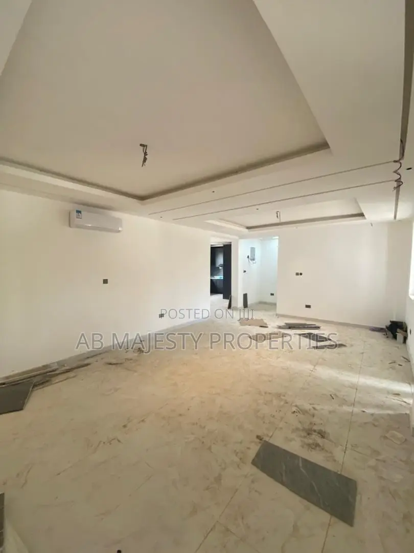 1bdrm Apartment in Ab Majesty, School Junction for rent