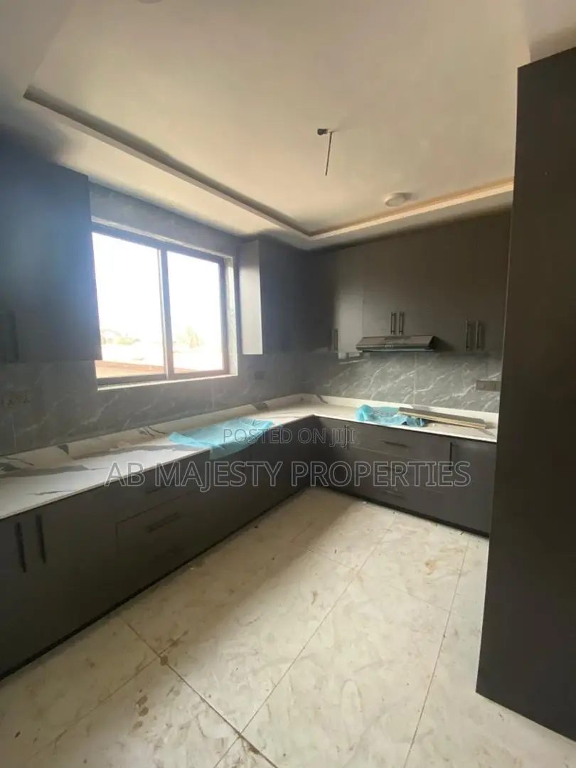 1bdrm Apartment in Ab Majesty, School Junction for rent