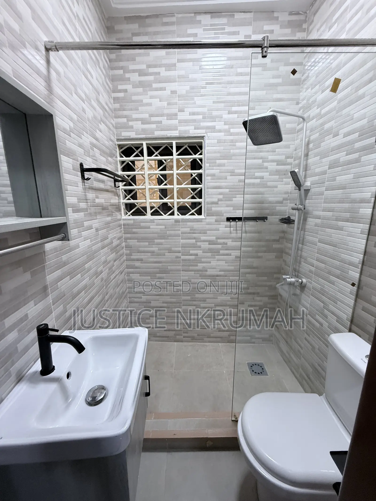 2bdrm Apartment in Mr. Justice Estate, Old Barrier for rent