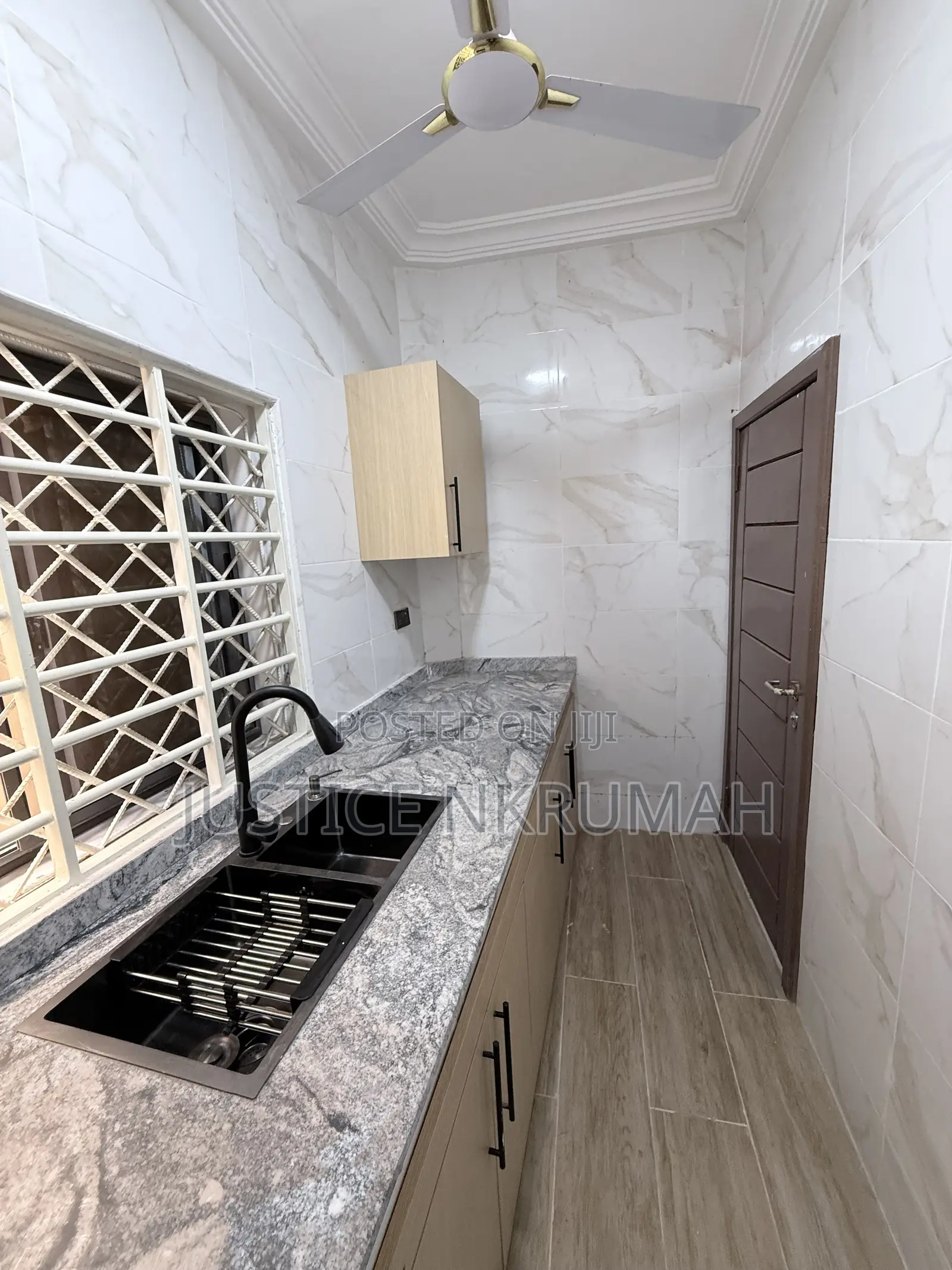 2bdrm Apartment in Mr. Justice Estate, Old Barrier for rent