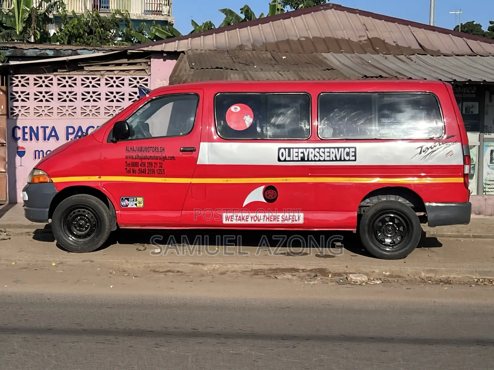 Toyota HiAce 2008 Red