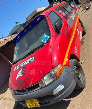Toyota HiAce 2008 Red