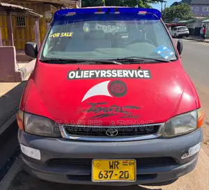 Toyota HiAce 2008 Red