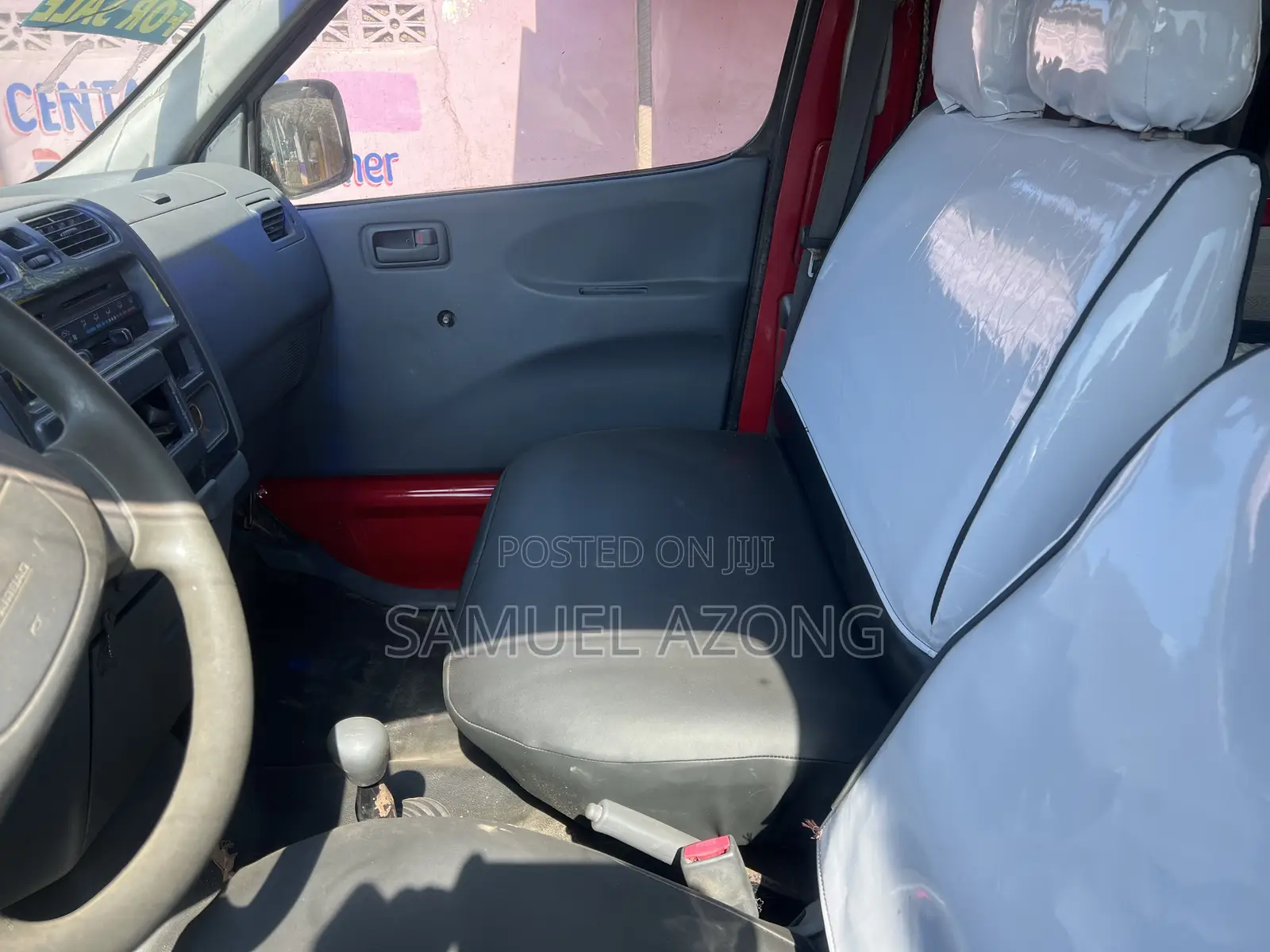 Toyota HiAce 2008 Red