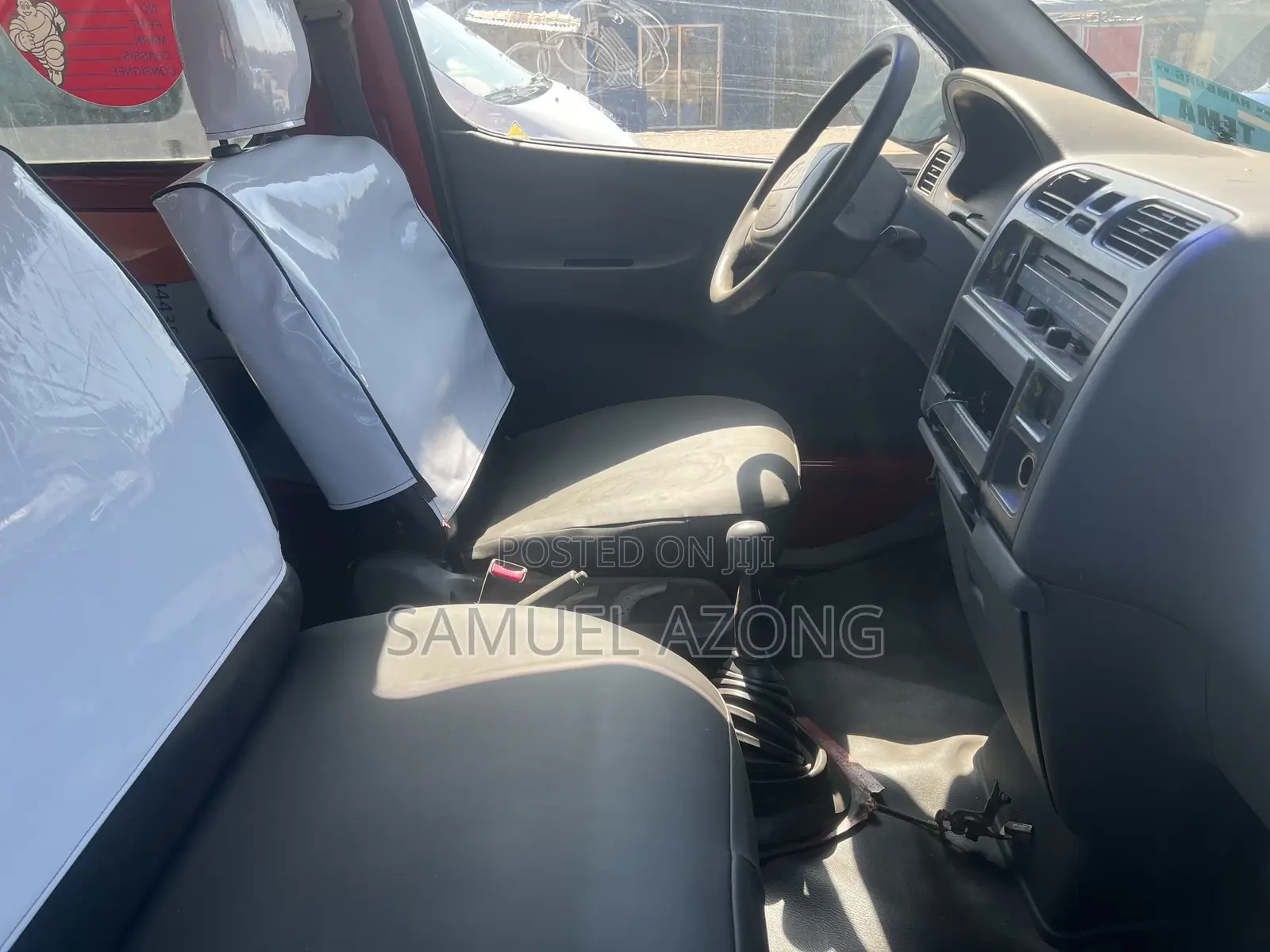 Toyota HiAce 2008 Red