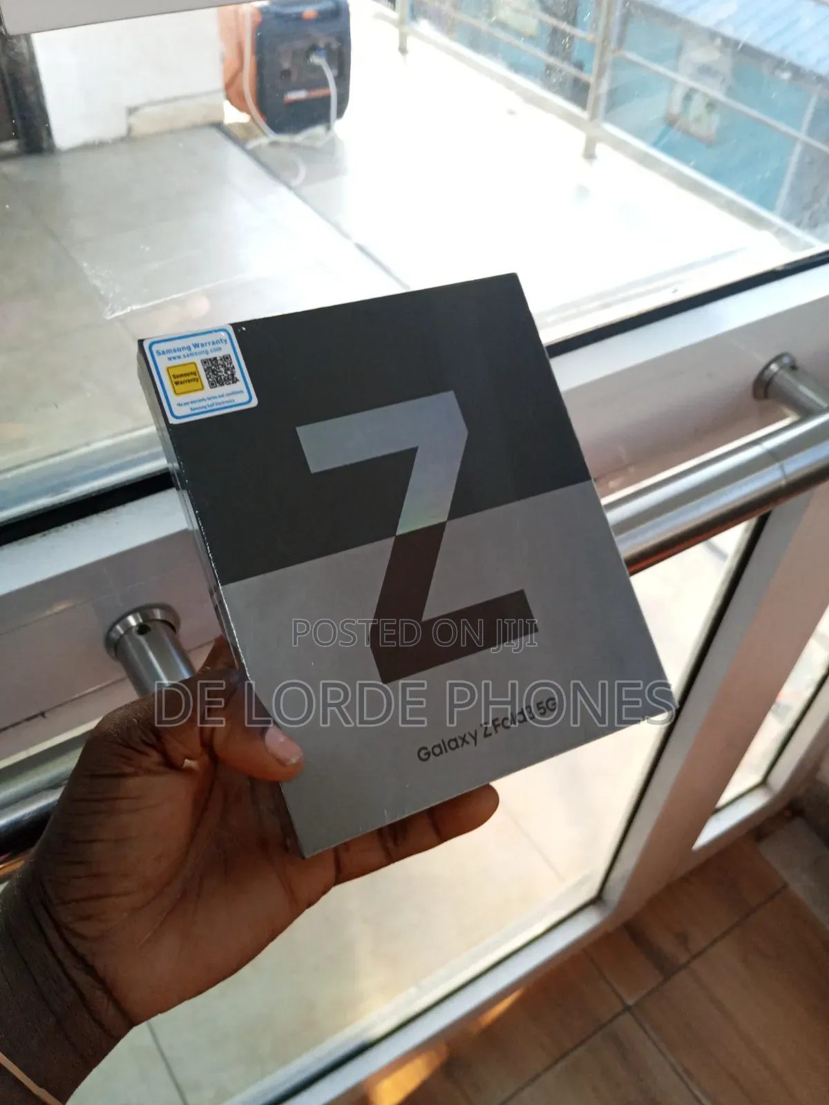 New Samsung Galaxy Z Fold 3 256 GB Black