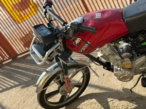 Royal RY125 2025 Red
