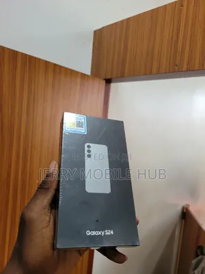 New Samsung Galaxy S24 128 GB