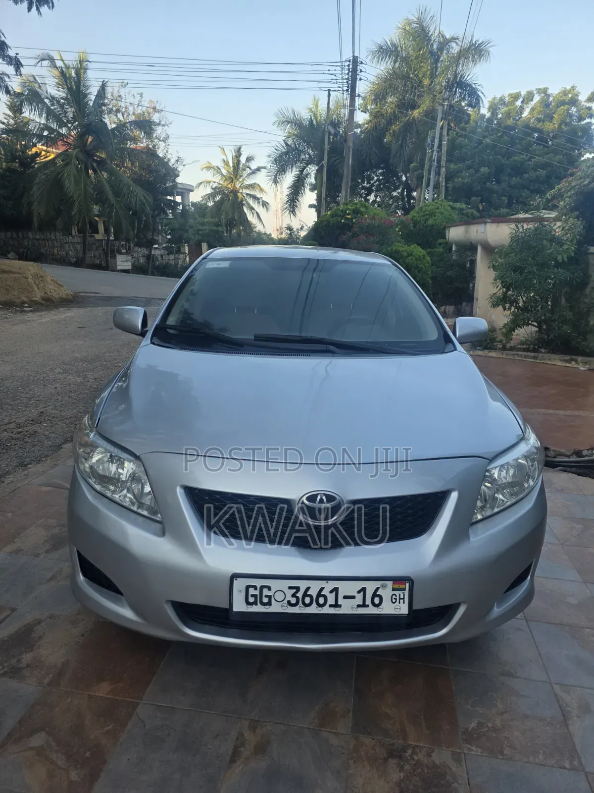 Toyota Corolla 2010 Silver