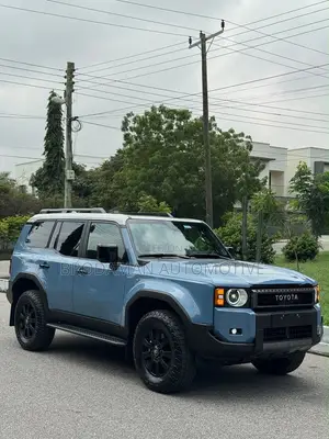 New Toyota Land Cruiser Prado 2.8 2024 Blue