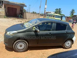 Toyota Vitz 2012 Green