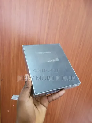 New Samsung Galaxy Z Fold4 256 GB Black