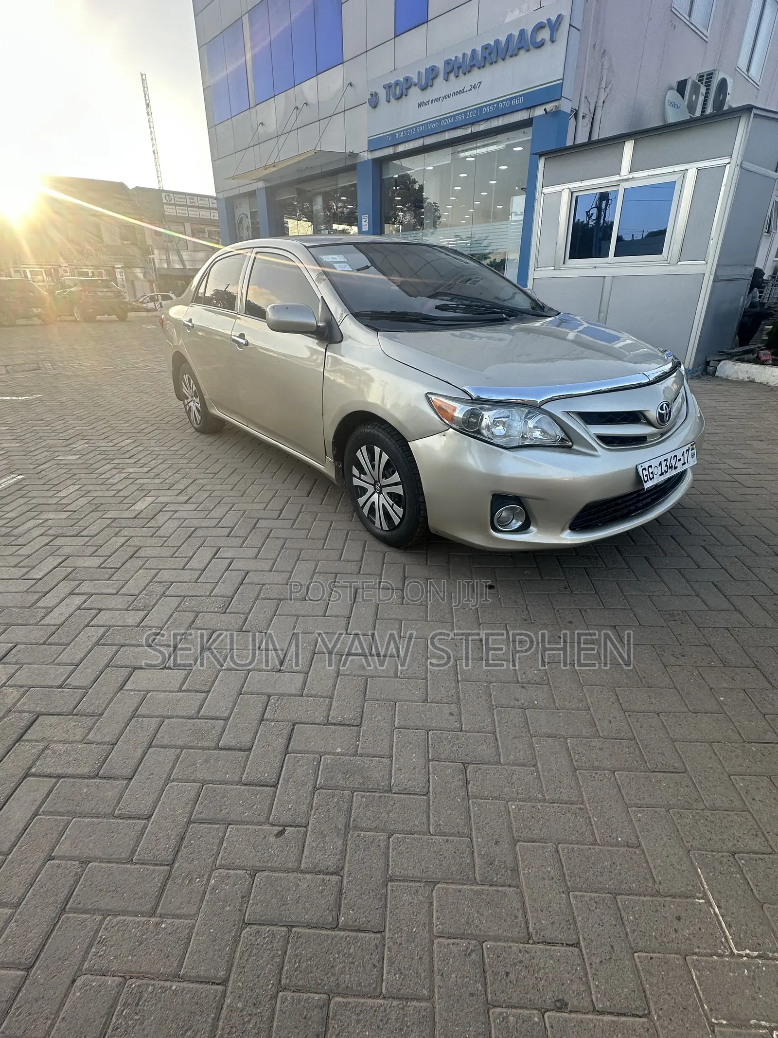 Toyota Corolla 2011 Gold