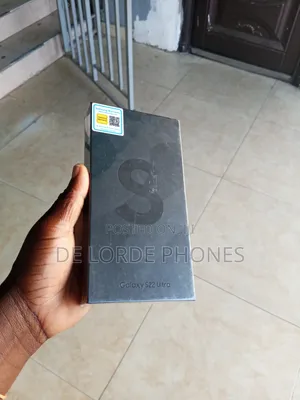 New Samsung Galaxy S22 Ultra 128 GB Black