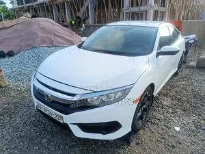 Honda Civic 2018 White