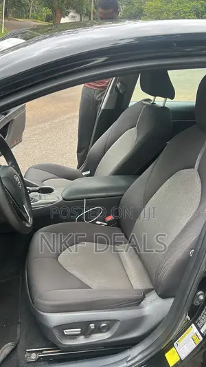 Toyota Camry LE 2022 Black