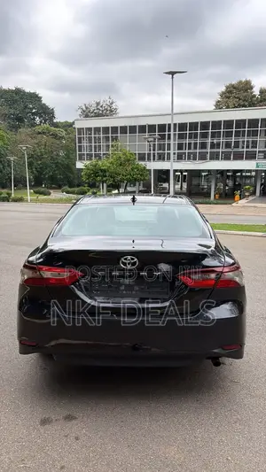 Toyota Camry LE 2022 Black