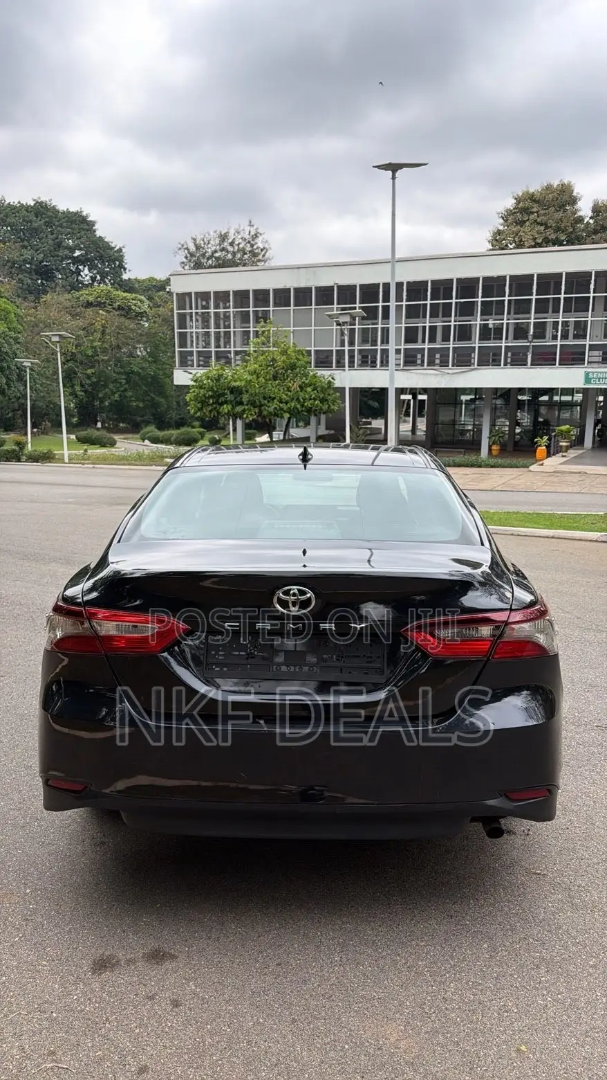 Toyota Camry LE 2022 Black