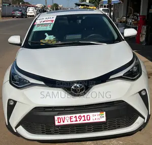 Toyota C-HR Limited 2022 White