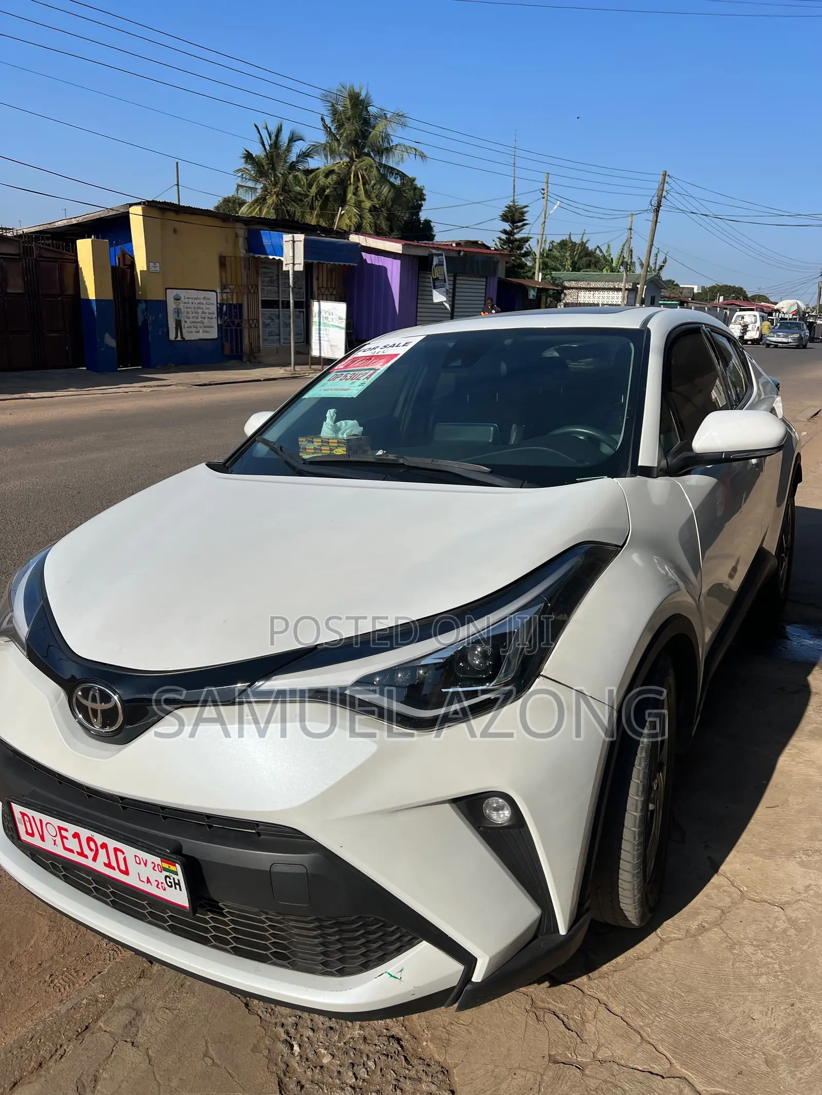 Toyota C-HR Limited 2022 White